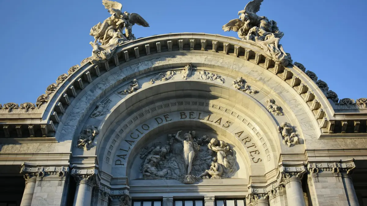 Palacio del Parlamento de Bucarest exterior